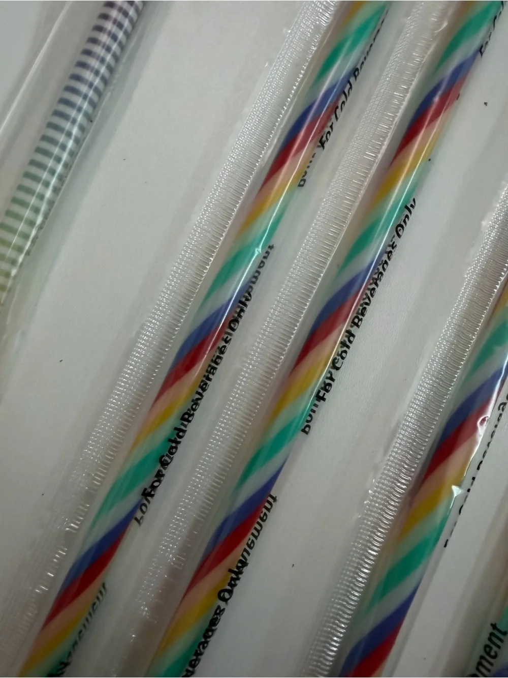 Starbucks Straws Plastic Rainbow Striped Ombré Multicolor Sealed New Set 8
